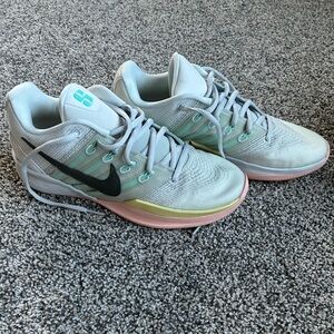 Nike Women's Gray and Pink Sneakers